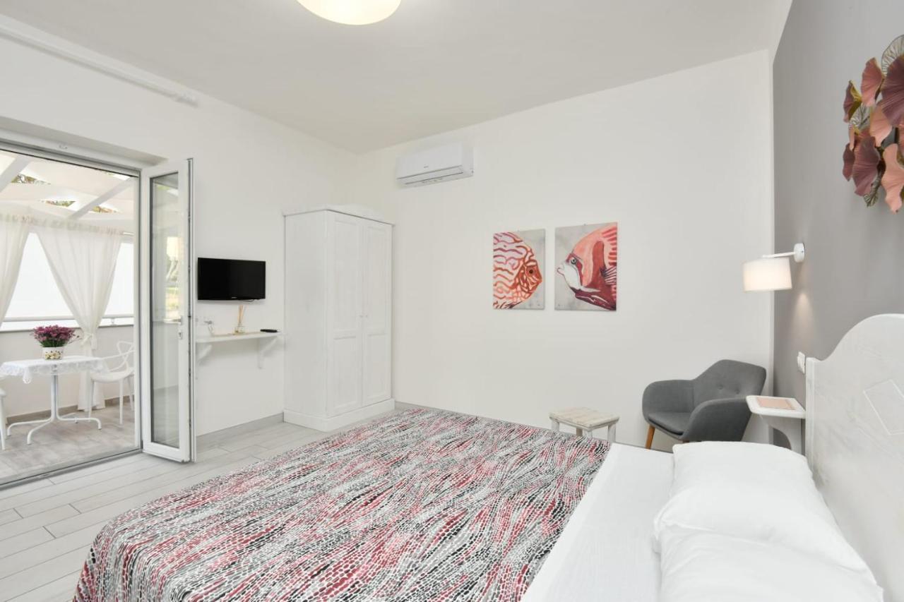 B&B Incentro Санта Мария ди Кастелабате Екстериор снимка
